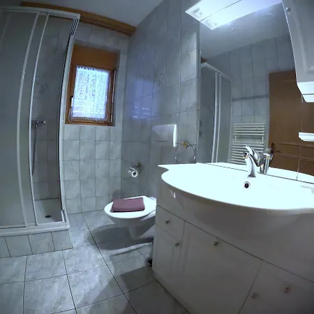 Residenz Darianne 로이커바드