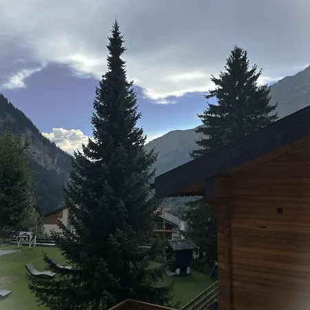 Residenz Darianne شقة